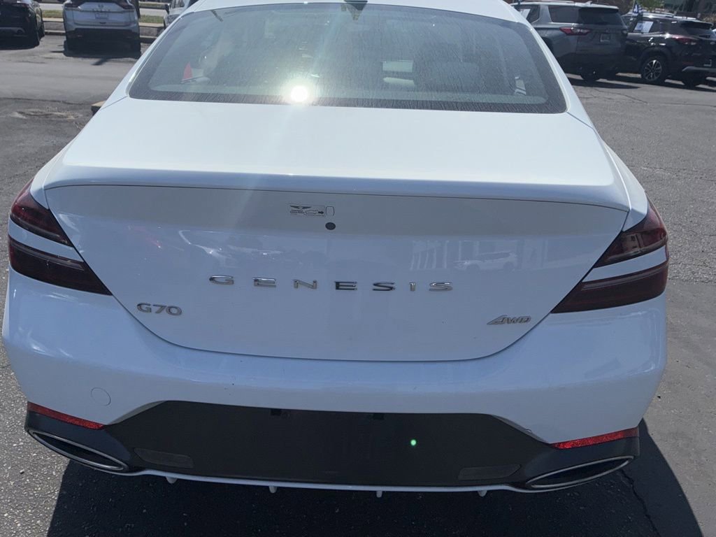 Used 2024 Genesis G70 2.5T AWD/4WD image 7