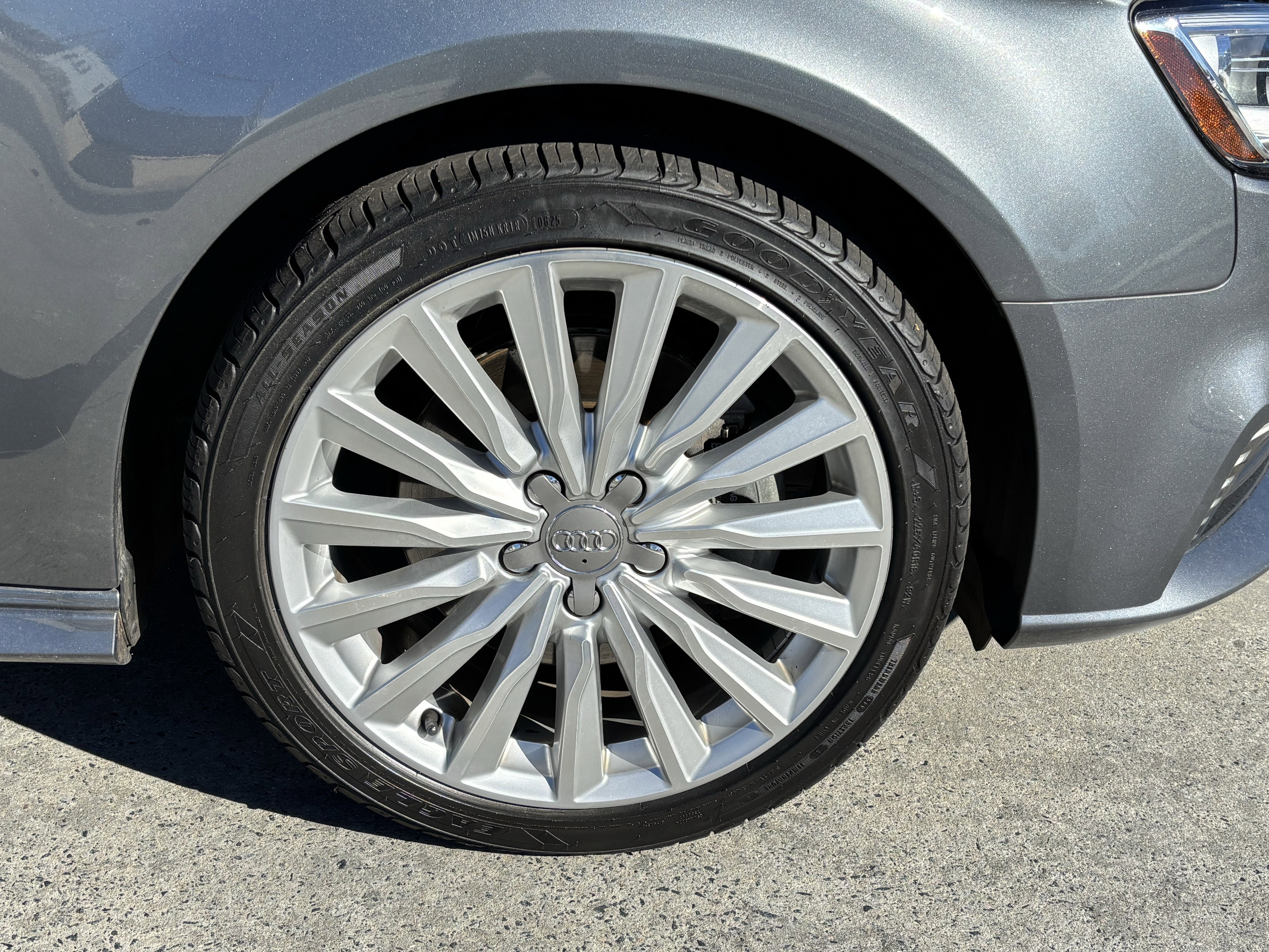 Used 2017 Audi A3 e-tron Premium w/ Sport Package image 12