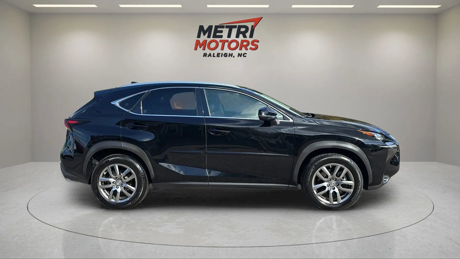 Used 2015 Lexus NX 200t FWD w/ Premium Package image 3