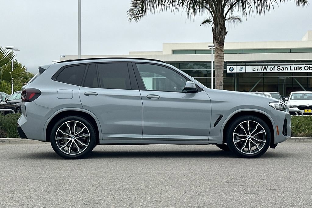 Used 2022 BMW X3 sDrive30i w/ M Sport Package 2 RWD video 2