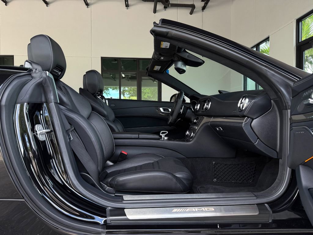 Used 2014 Mercedes-Benz SL 63 AMG image 13