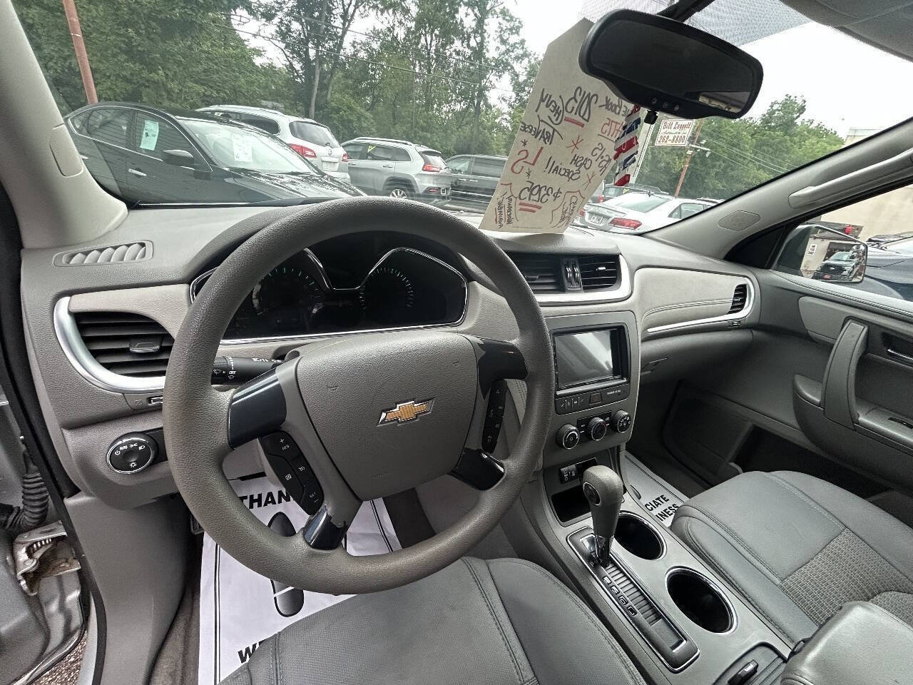 Used 2013 Chevrolet Traverse LS FWD image 4