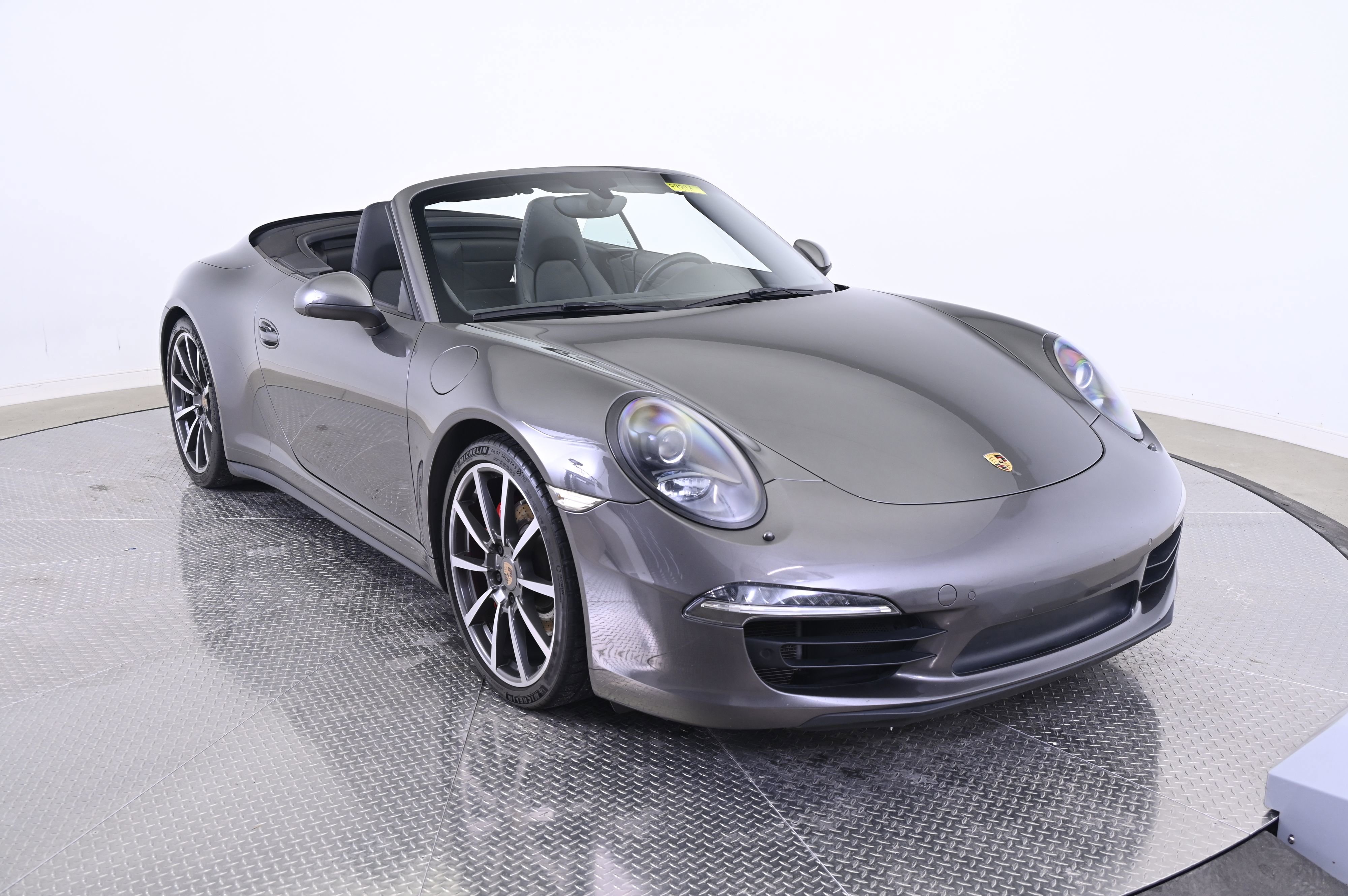 Used 2014 Porsche 911 Carrera 4S image 9