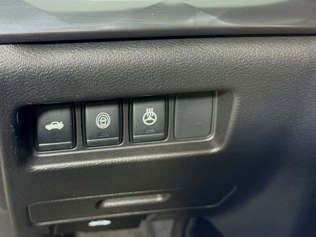 Certified 2023 Nissan Maxima SR w/ Sport Mat Group image 12