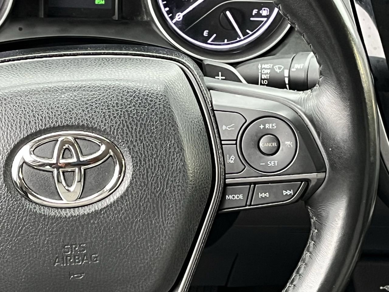 Used 2023 Toyota Camry SE w/ Audio Upgrade Package FWD image 14