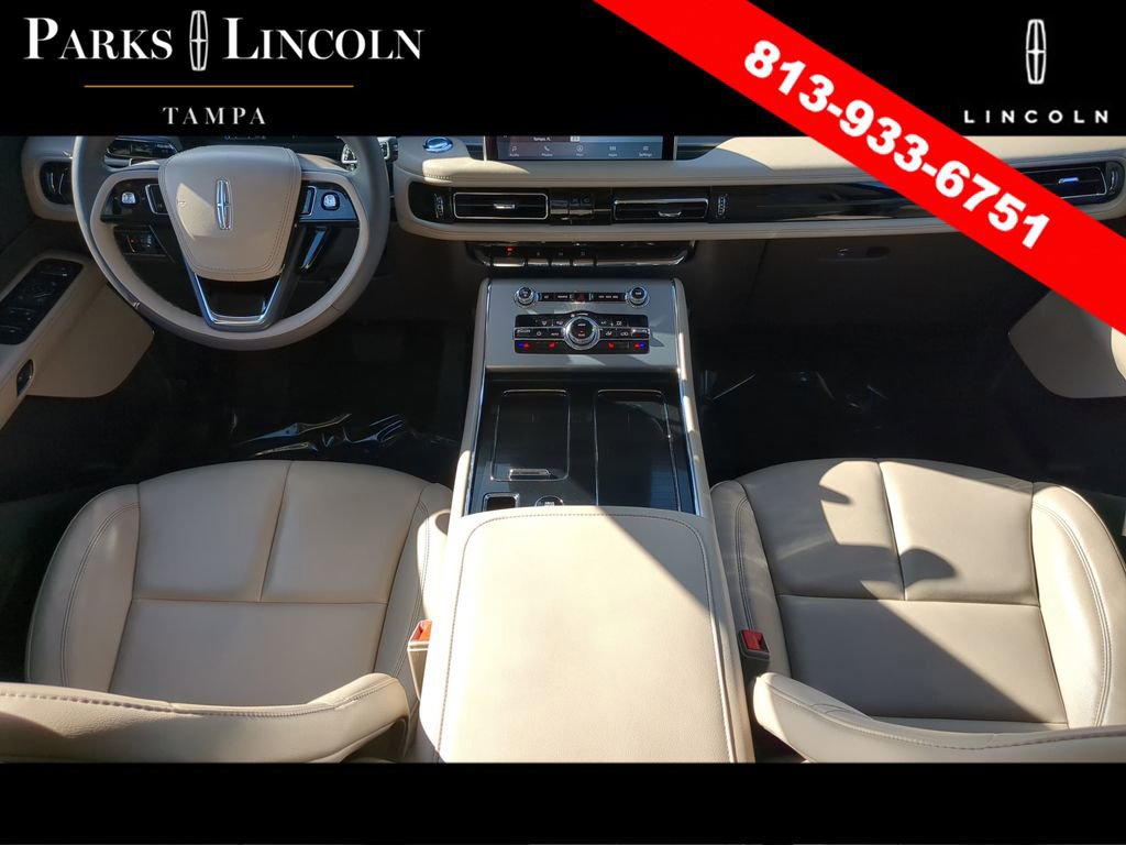 Certified 2023 Lincoln Aviator 2WD w/ Premium Package image 11