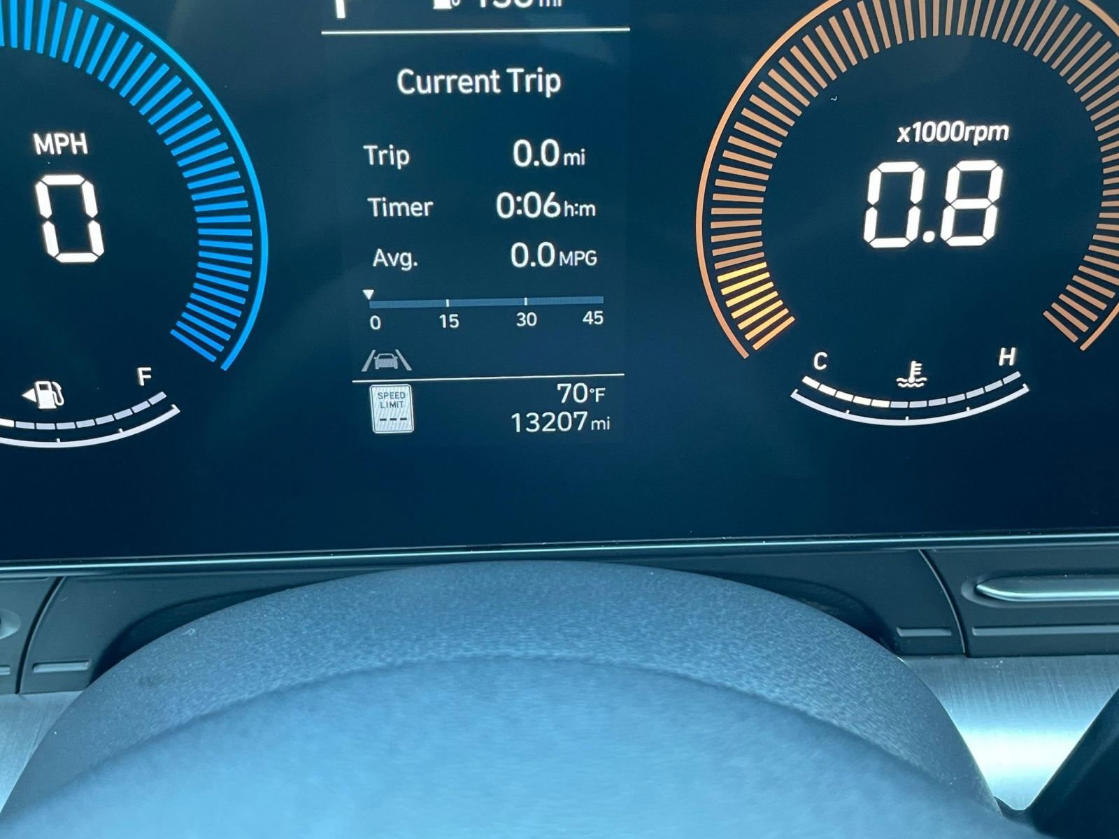 Used 2025 Hyundai Kona SEL image 41