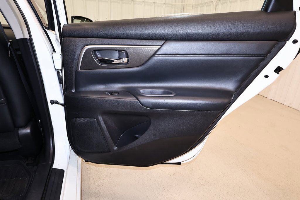 Used 2013 Nissan Altima 2.5 SL image 15