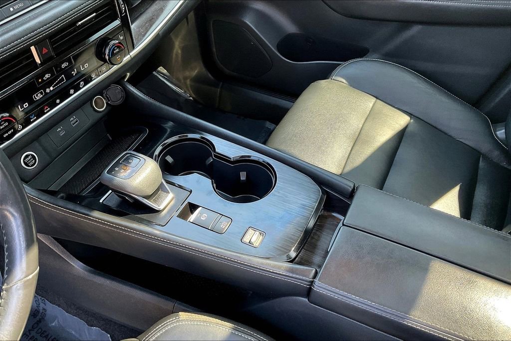 Used 2021 Nissan Rogue SL image 14