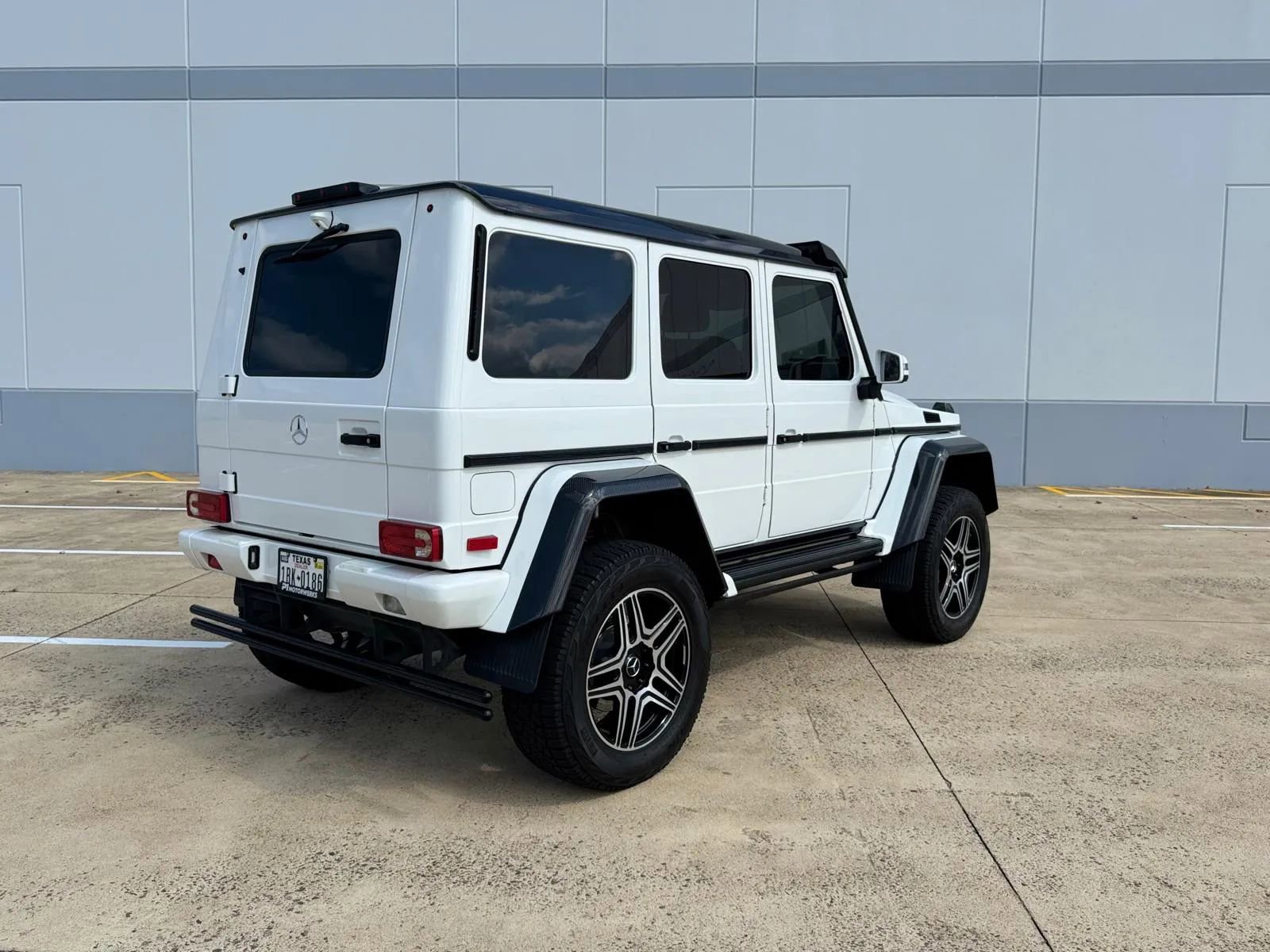 Used 2018 Mercedes-Benz G 550 Squared image 21