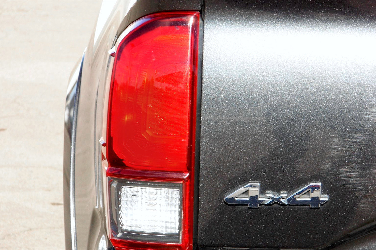 Used 2020 Toyota Tacoma SR5 image 10