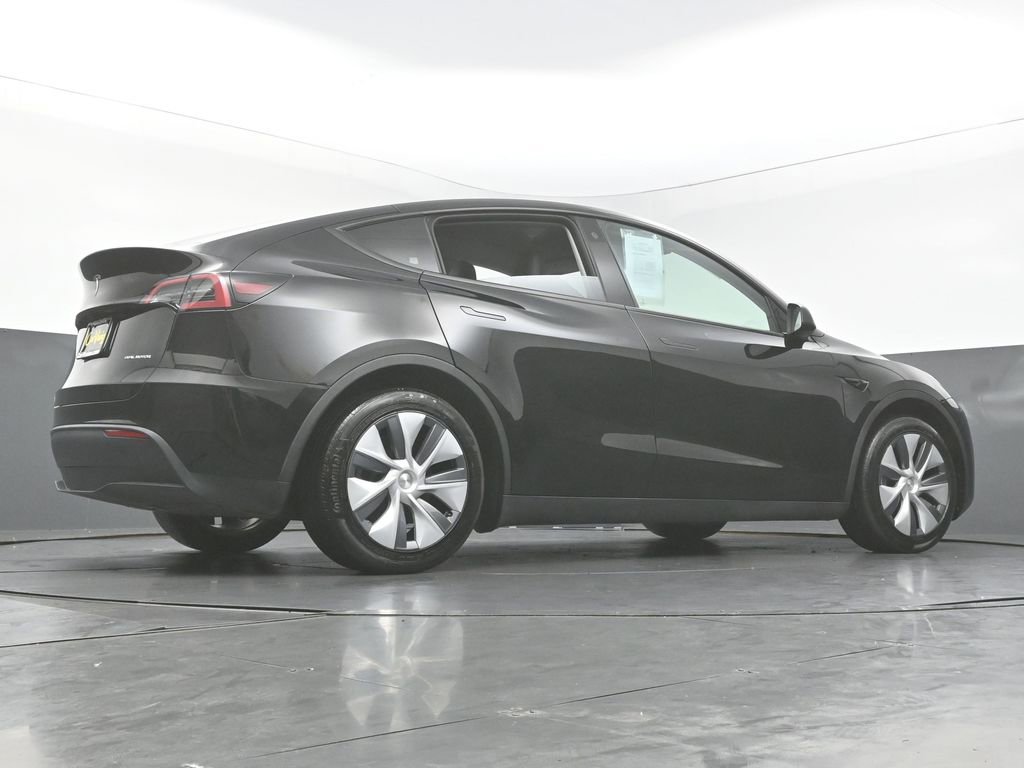 Used 2023 Tesla Model Y Long Range AWD/4WD image 43