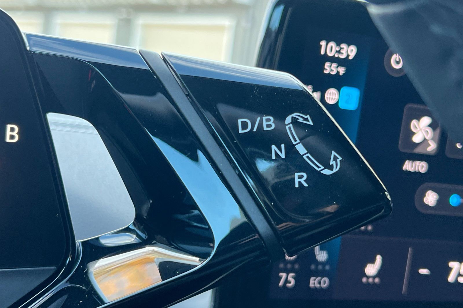 Used 2023 Volkswagen ID.4 Pro S image 21