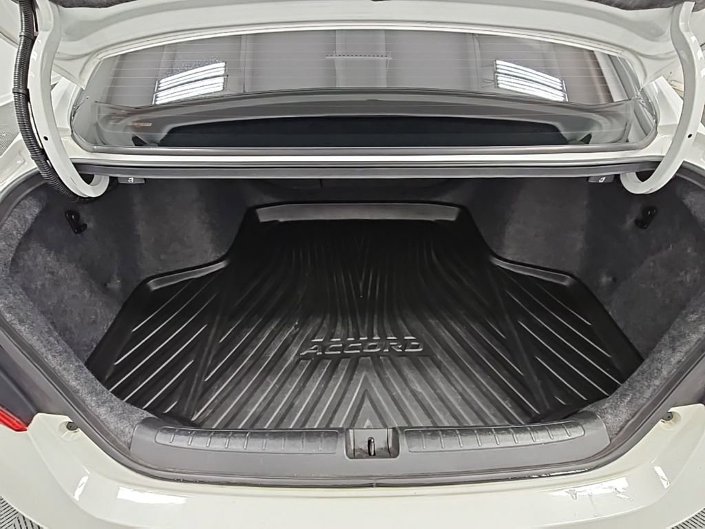 Used 2019 Honda Accord Sport image 32