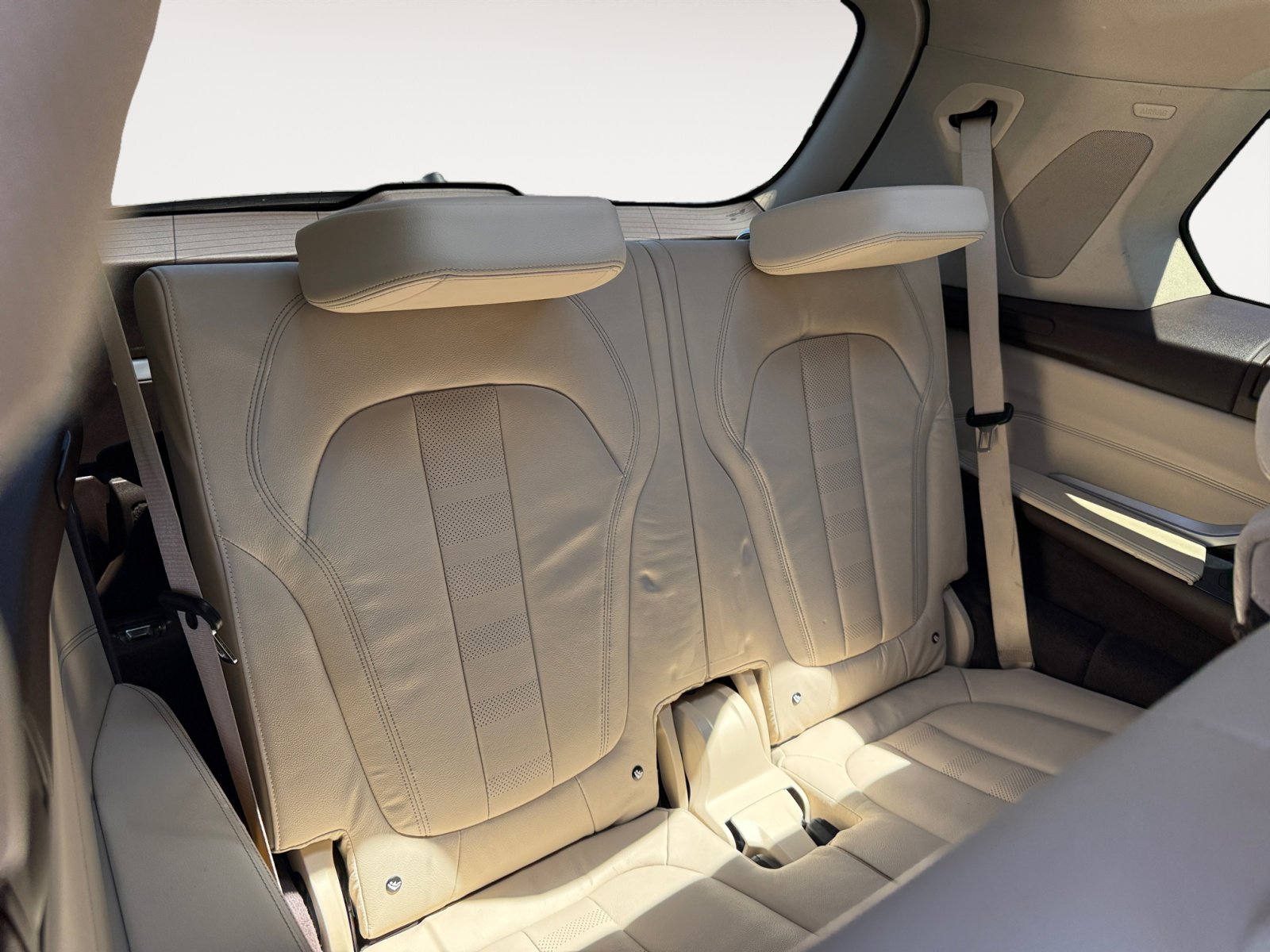 Used 2019 BMW X7 xDrive50i w/ Luxury Seating Package image 18