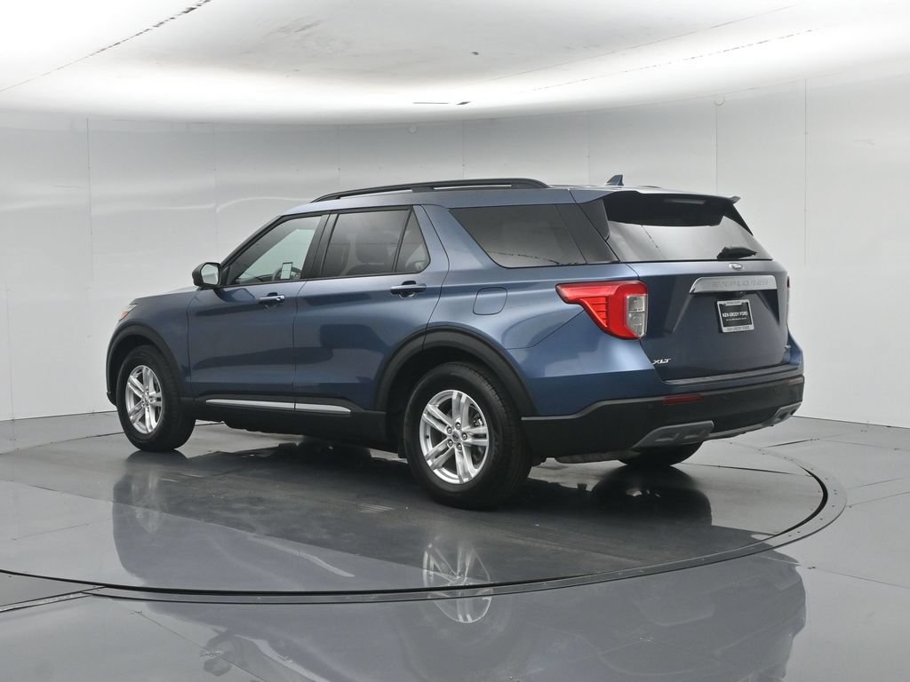 Certified 2020 Ford Explorer XLT w/ Equipment Group 202A RWD image 7
