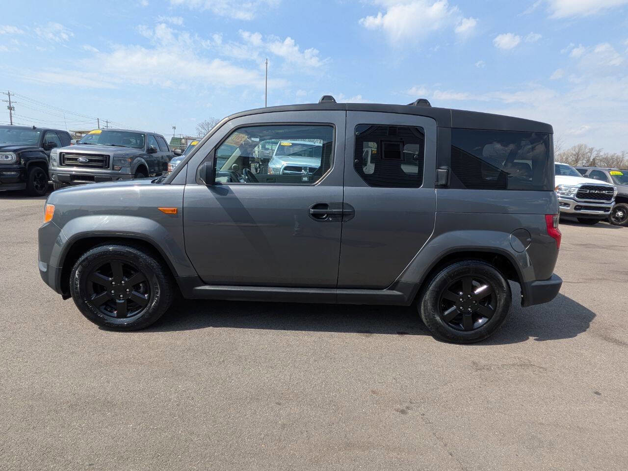 Used 2011 Honda Element EX image 2