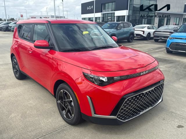 New 2025 Kia Soul EX FWD image 1