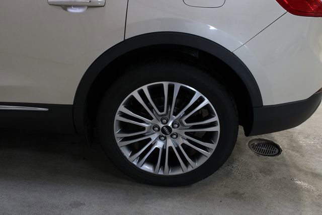Used 2018 Lincoln MKX Reserve w/ Lincoln MKX Climate Package image 29