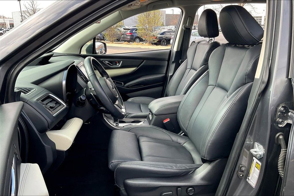Certified 2022 Subaru Ascent Limited image 28