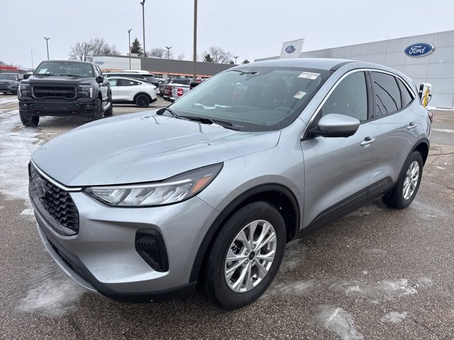 Used 2023 Ford Escape Active w/ Tech Pack #2 image 9