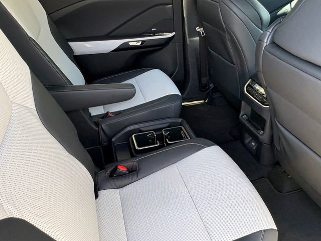 New 2026 Lexus TX 500h AWD image 16
