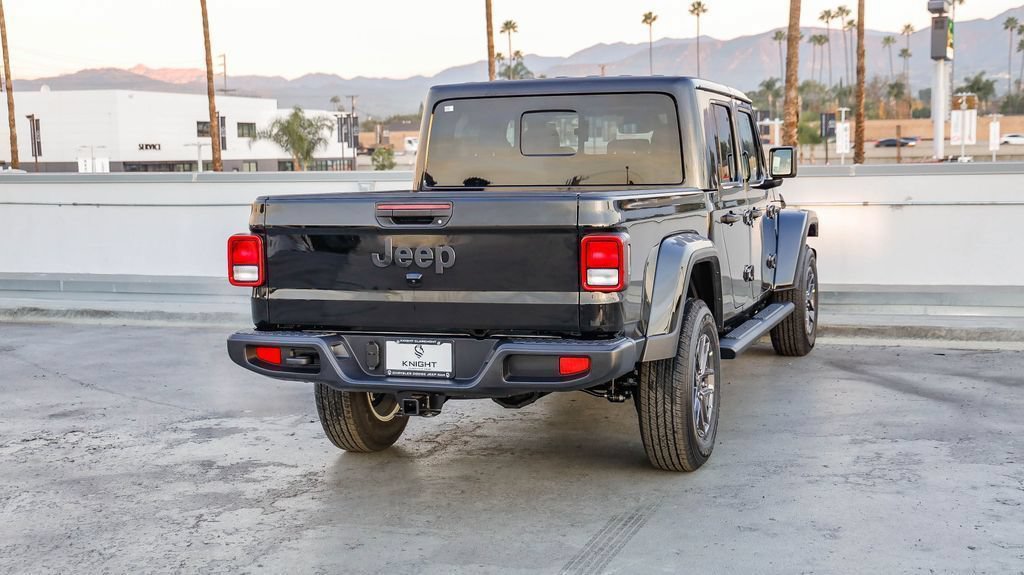 New 2026 Jeep Gladiator Sport AWD/4WD image 9