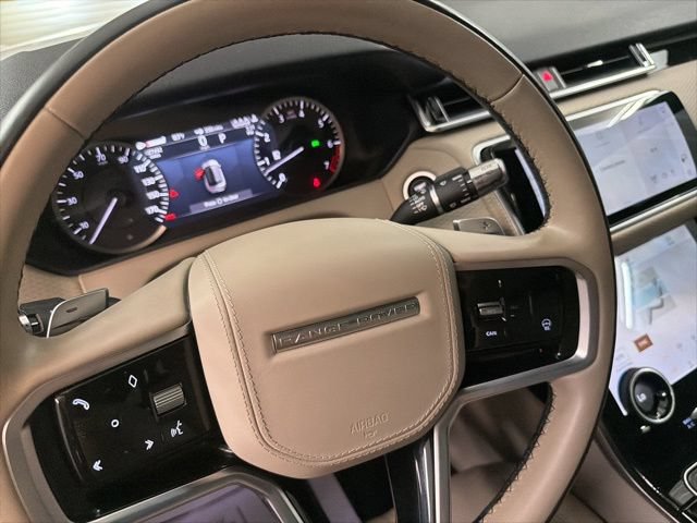 Certified 2022 Land Rover Range Rover Velar R-Dynamic S AWD/4WD image 36