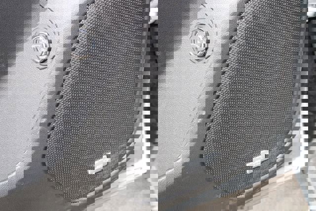 Used 2019 GMC Acadia SLT image 25