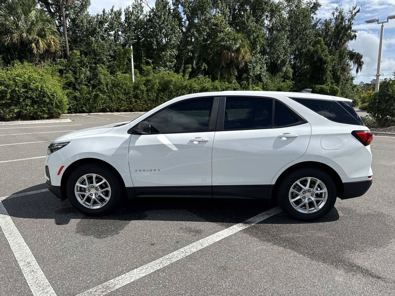 Used 2024 Chevrolet Equinox LS FWD image 6