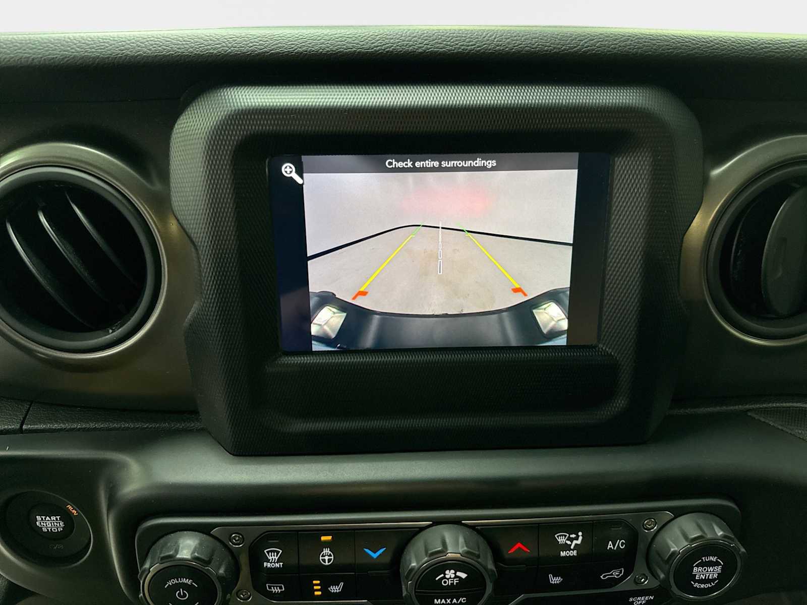 Used 2022 Jeep Gladiator Sport image 22