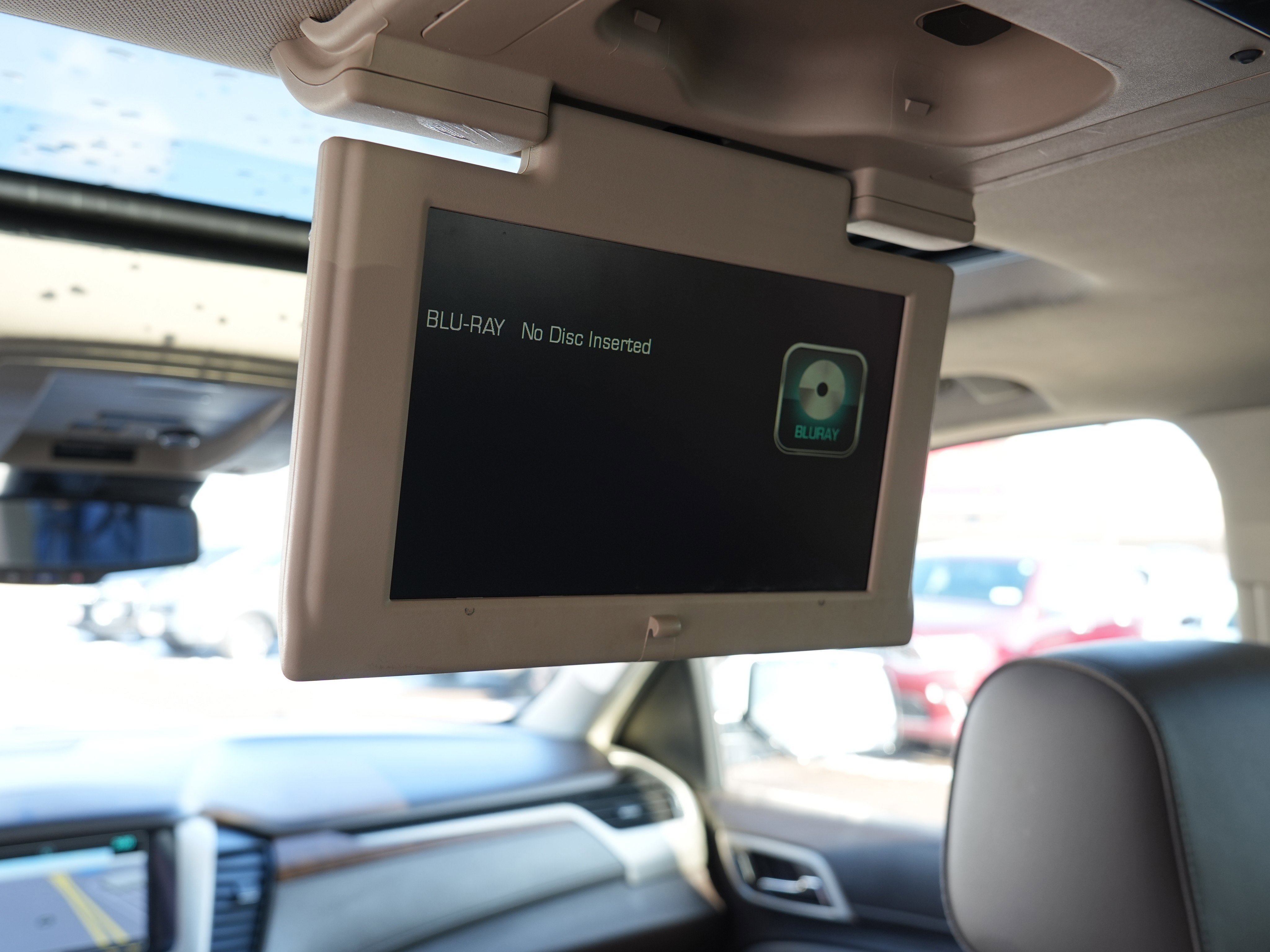 Used 2019 GMC Yukon XL Denali w/ Open Road Package image 23