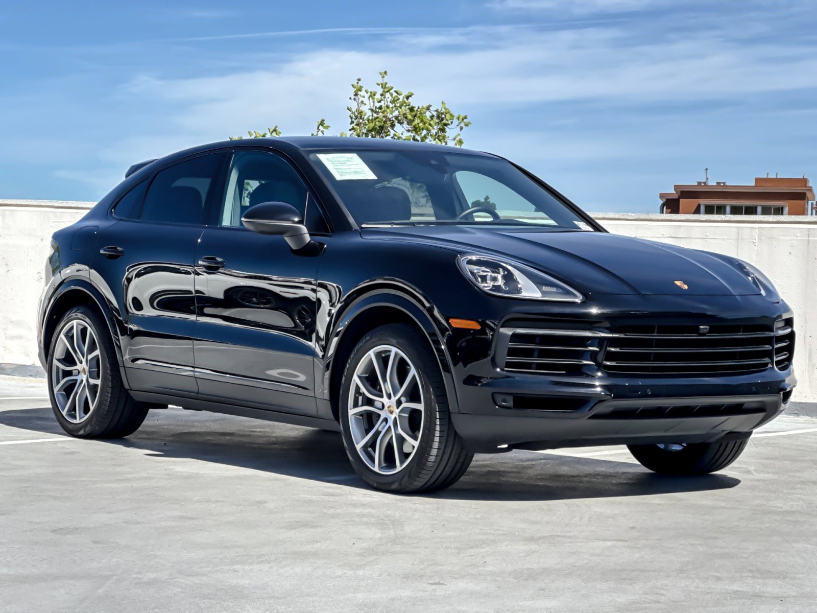 Certified 2023 Porsche Cayenne Coupe image 10