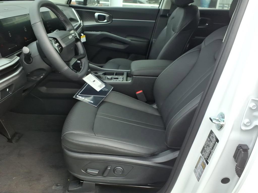 New 2026 Kia Sorento S FWD image 15