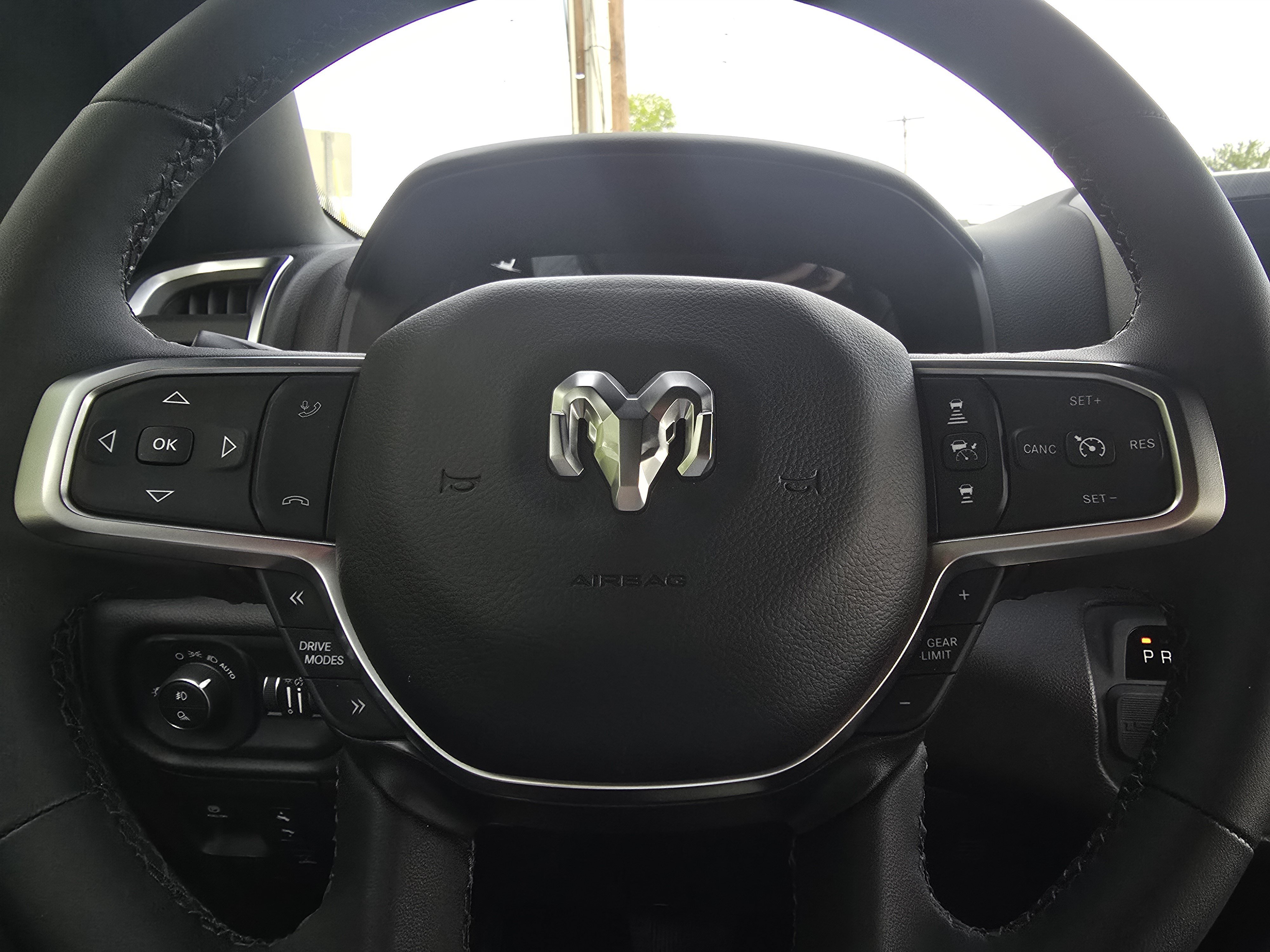 Used 2025 RAM 1500 Big Horn RWD image 21