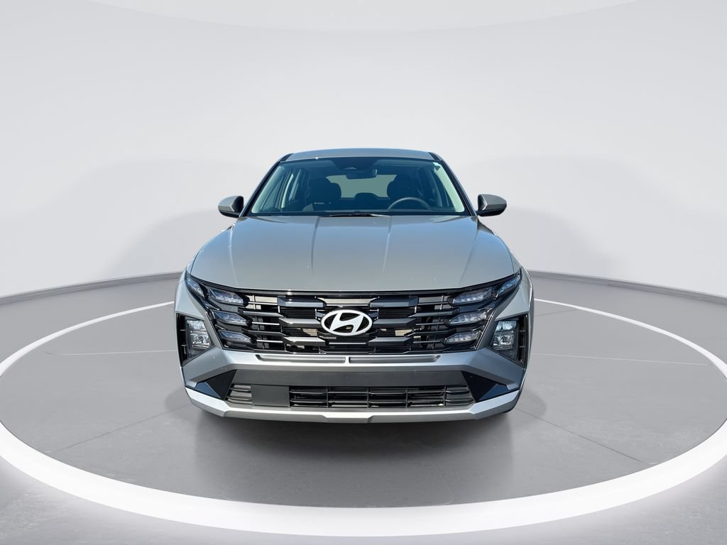 Used 2026 Hyundai Tucson SE AWD/4WD image 3