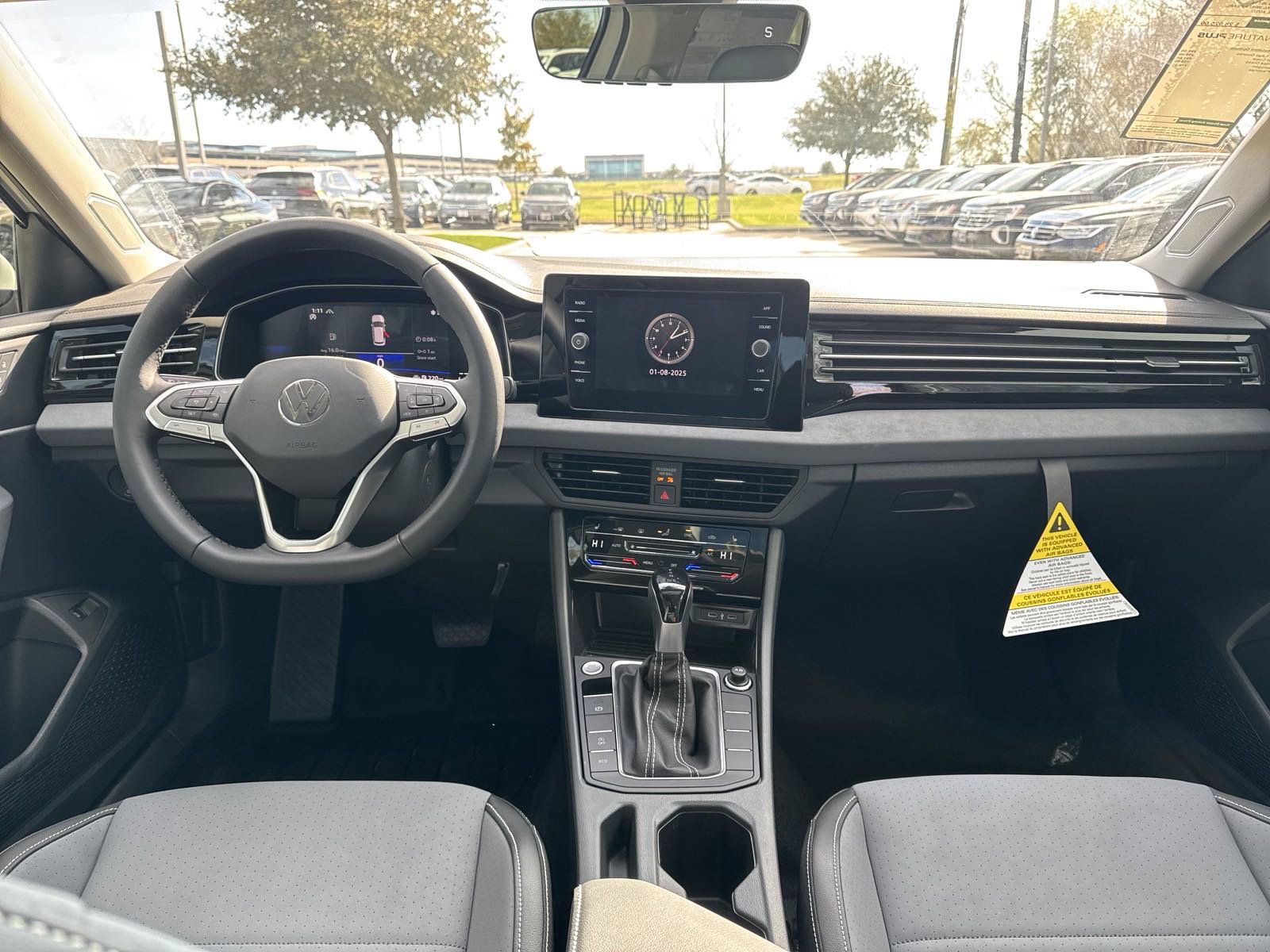 New 2026 Volkswagen Jetta SE FWD image 17