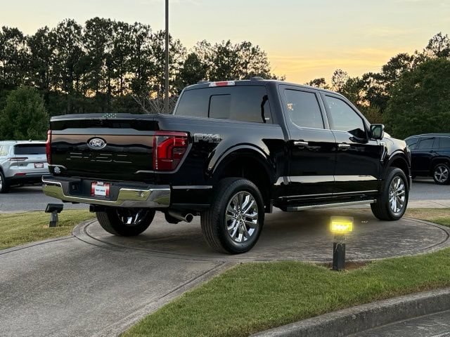 Used 2025 Ford F150 Lariat w/ Equipment Group 501A Mid AWD/4WD image 7