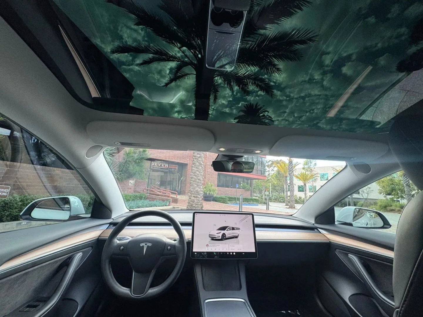 Used 2023 Tesla Model 3 Standard Range RWD image 9