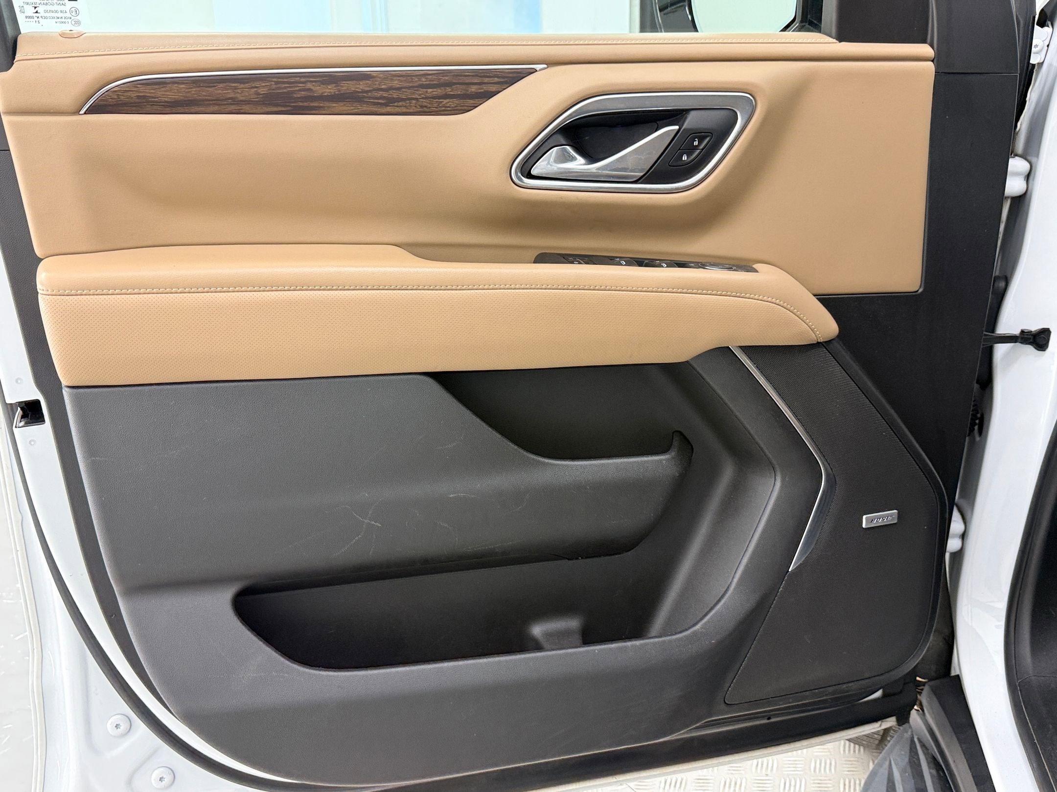 Used 2022 Chevrolet Tahoe Premier RWD image 12