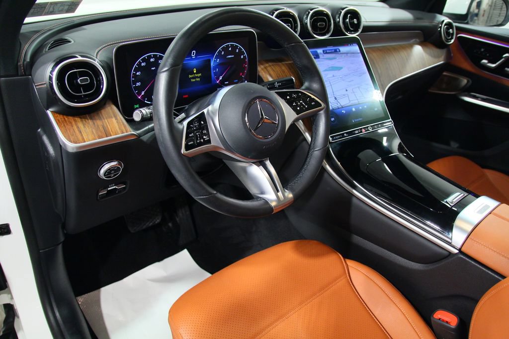 Certified 2024 Mercedes-Benz GLC 300 4MATIC image 6