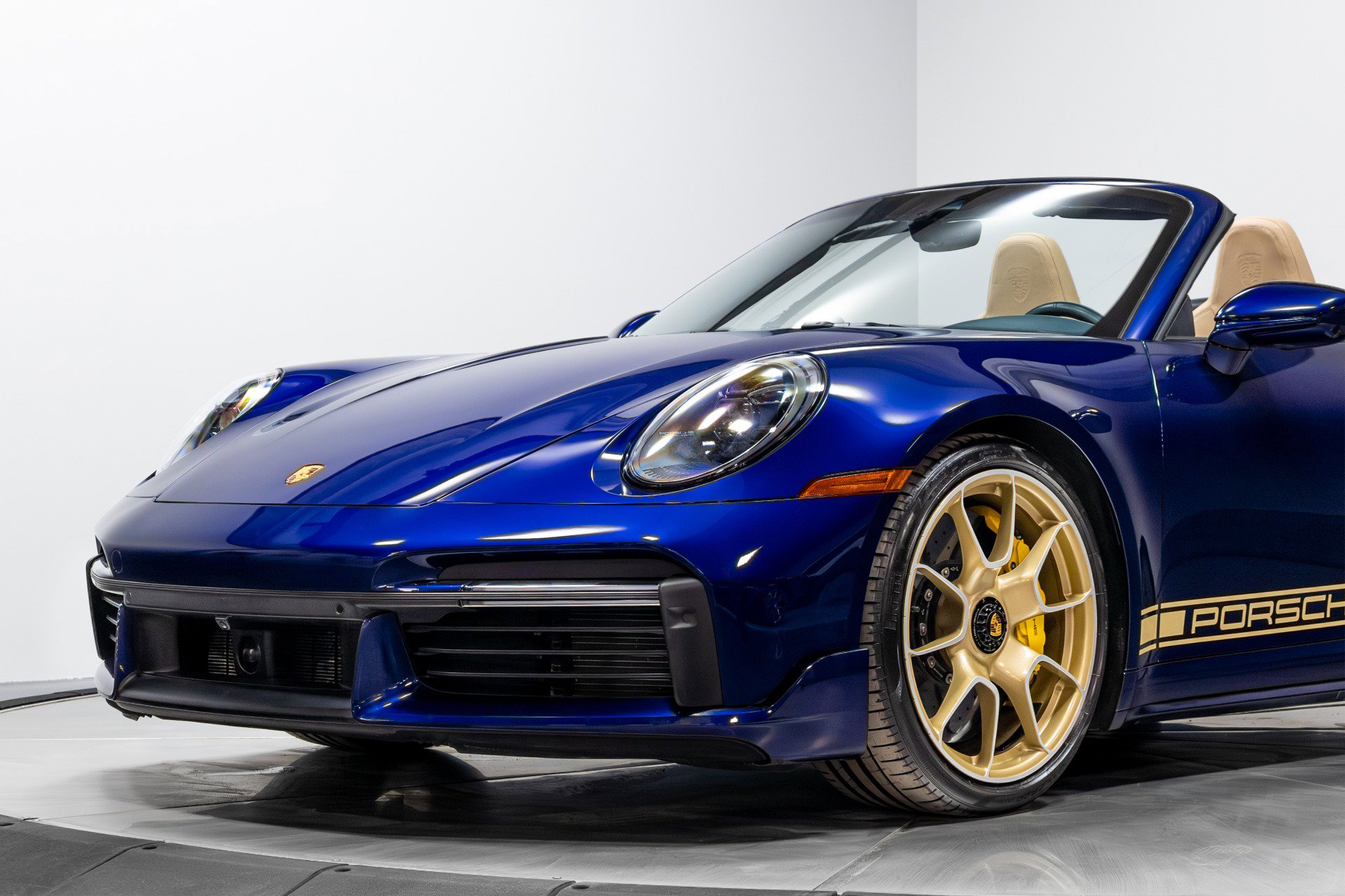 Used 2021 Porsche 911 Turbo S AWD/4WD image 5