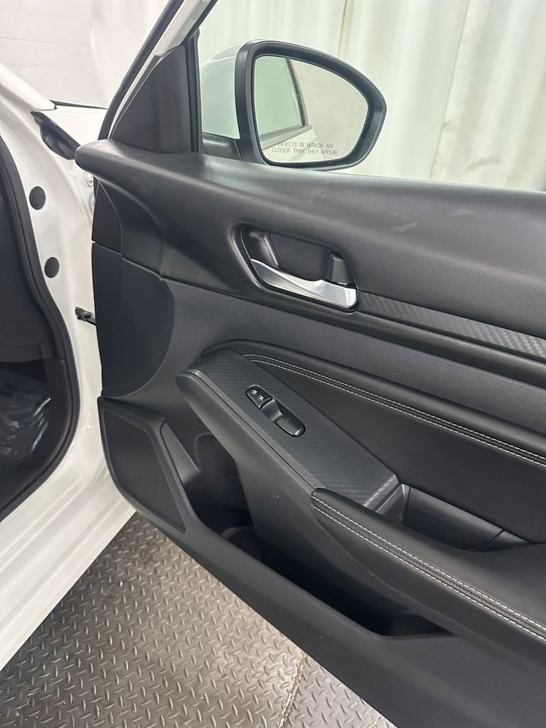 Used 2019 Nissan Altima 2.5 S AWD/4WD image 30