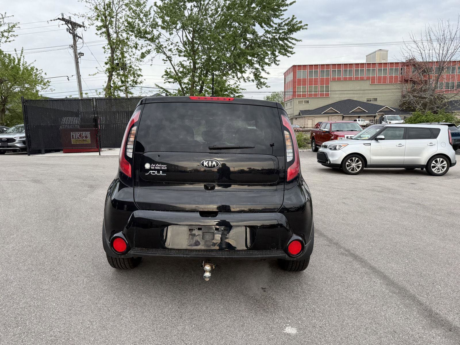 Used 2016 Kia Soul + FWD image 4