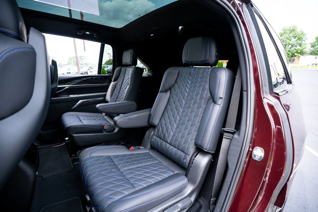 Used 2025 Cadillac Escalade IQ Sport 1 AWD/4WD image 43
