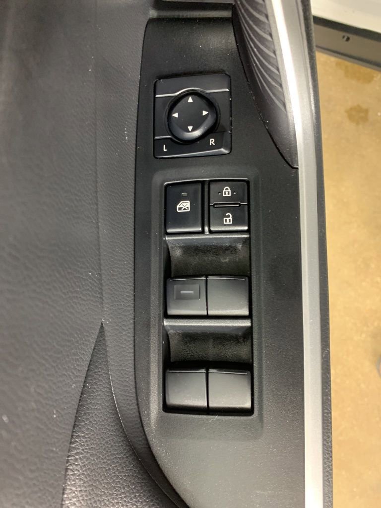 Used 2024 Toyota RAV4 LE AWD/4WD image 17