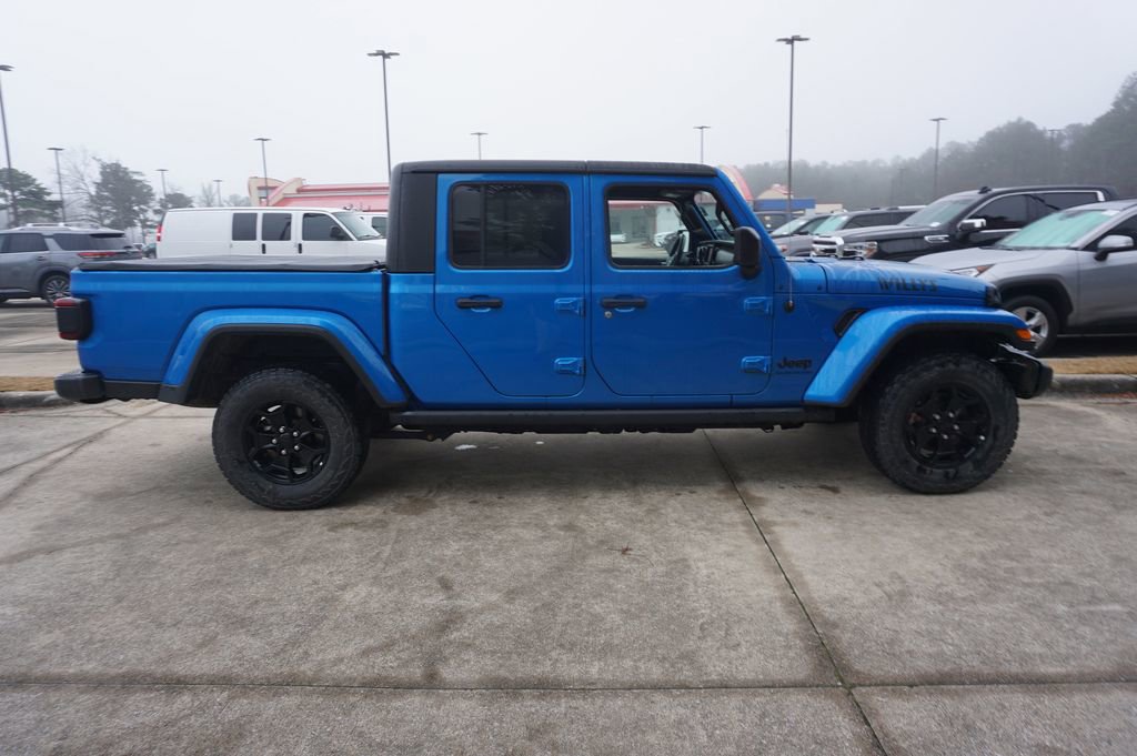 Used 2021 Jeep Gladiator Willys image 22