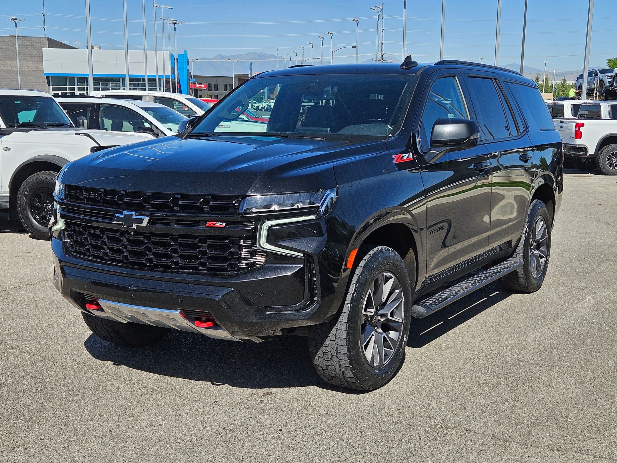 Used 2024 Chevrolet Tahoe Z71 w/ Z71 Off-Road Package AWD/4WD image 8
