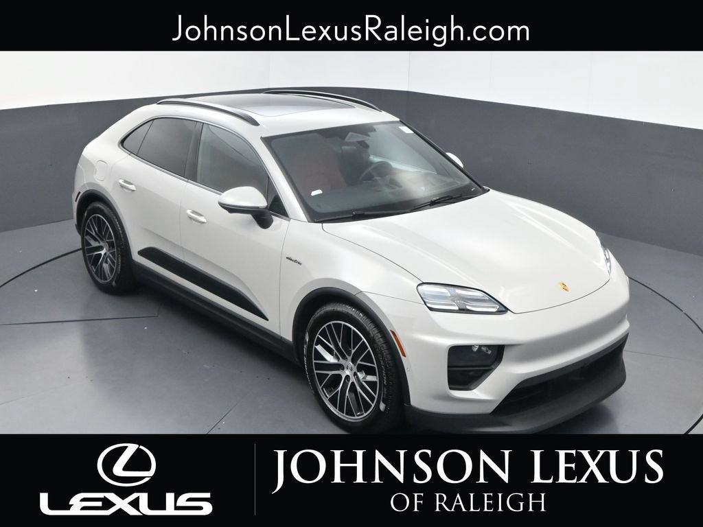 Used 2026 Porsche Macan 4 Electric AWD/4WD image 22