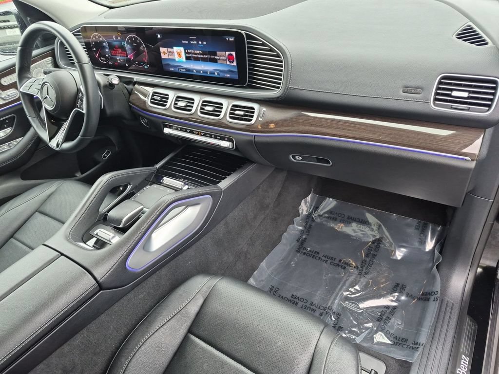 Used 2024 Mercedes-Benz GLS 450 4MATIC image 20